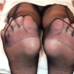 橘メアリーの電気按摩【T167cm足指舐められ好き美脚痴女 足裏くすぐり＆脚責め全身タイツと黒パンストフェチの宴】