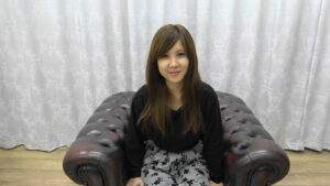 家庭の事情で美女が学費の為に剃髪するが途中からとてもじゃないが見ていられない【剃りっ怒vol.54 なまなか】