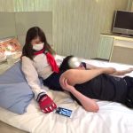 制服女性がM男をムッチムチの太腿で絞め上げる【vsイツキ 元バレー部女子による極太・太もも絞めリンチ】