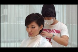 【剃りっ怒vol.3 かるま2】商社社長に呼び出され女性が“クビ回避”の条件で丸坊主剃髪を了承！