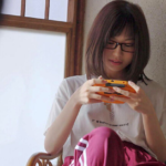 ノーブラ透け乳無職【数年ぶりに帰省すると、アラサーの姉は未だに自称家事手伝い（ニート）の喪女だった。 隠れ巨乳の姉（26） 天宮花南】