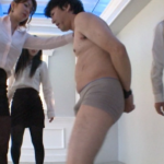 金蹴りゲーム30分の約束が暴走モードで強制的に続行させる【PARAPHILIA Mistress Lynch 金蹴り処刑！！3】