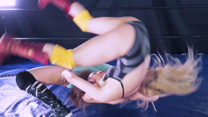 プロレスYUE生駒はるな