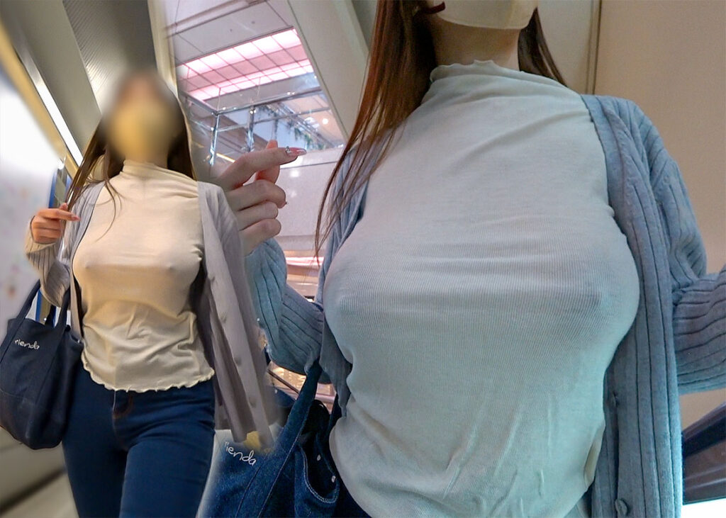 ノーブラ練り歩き